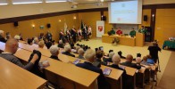 Pierwsi absolwenci kortowskiej weterynarii odebrali złote dyplomy