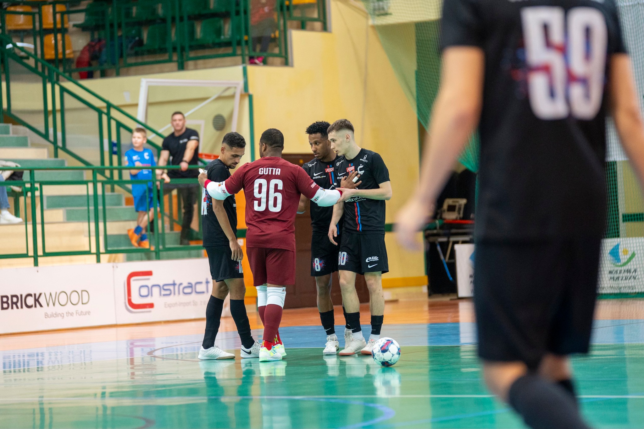 Constract Lubawa goni lidera FOGO Futsal Ekstraklasy - Radio UWM FM
